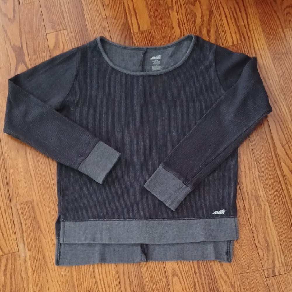 Avia Black and Gray Ribbed Long Sleeve Scoopneck Shirt WM